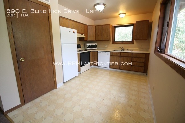 890 Blind Nick Dr-Unit -Unit 4 in Wasilla, AK - Building Photo - Building Photo