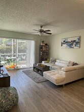 441 SE 10th St in Dania Beach, FL - Building Photo - Building Photo