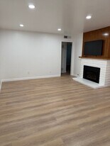 653 W Henderson Ave in Porterville, CA - Building Photo