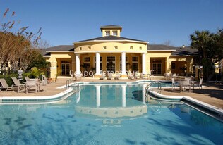 2532 Robert Trent Jones Dr in Orlando, FL - Building Photo