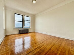 138 Haven Ave in New York, NY - Building Photo - Building Photo