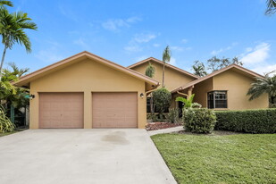 2056 NW 10th Ave in Fort Lauderdale, FL - Building Photo