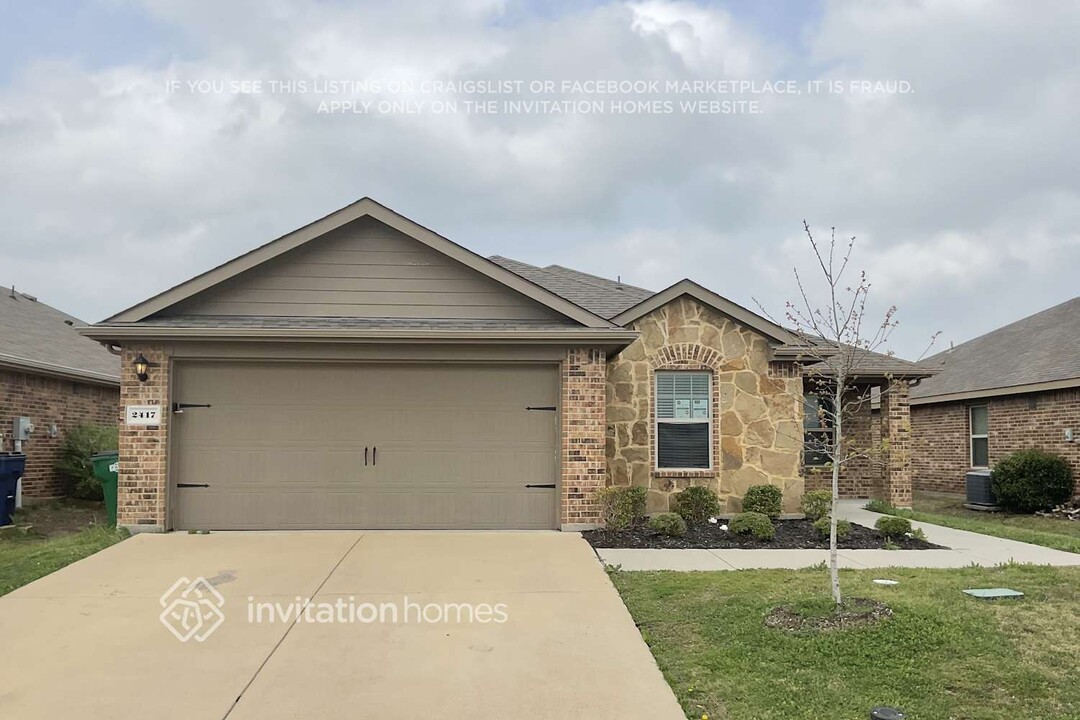 2417 Hankinson Ln in Fate, TX - Building Photo