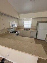 2607 Sunniland Blvd in Lehigh Acres, FL - Building Photo - Building Photo