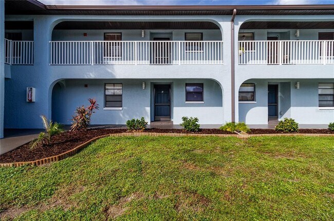87 Boundary Blvd in Rotonda West, FL - Building Photo - Building Photo