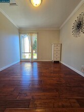 2121 Vale Rd in San Pablo, CA - Building Photo - Building Photo