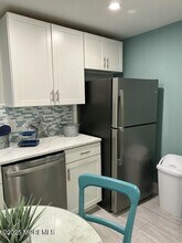 65 Mt Hermon Way in Ocean Grove, NJ - Building Photo - Building Photo