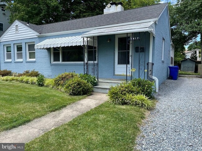 property at 5817 Kingswood Rd