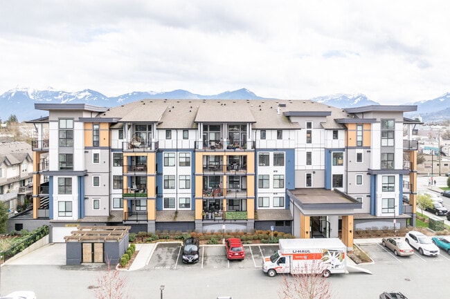 The Victoria in Chilliwack, BC - Building Photo - Building Photo