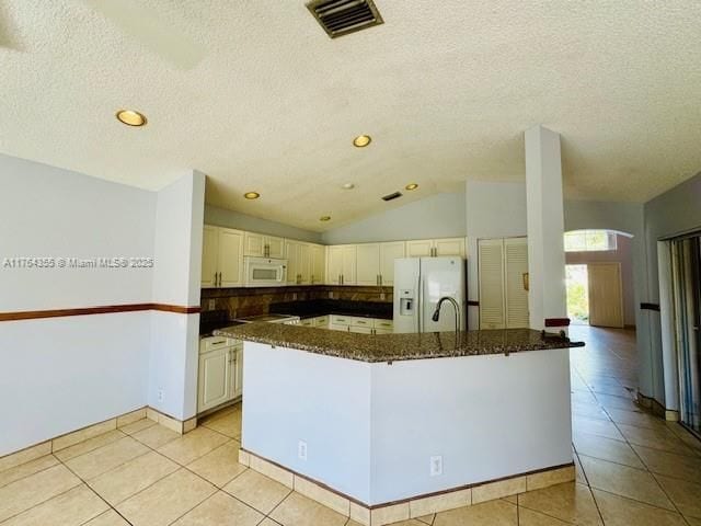 495 Carrington Dr in Weston, FL - Building Photo - Building Photo