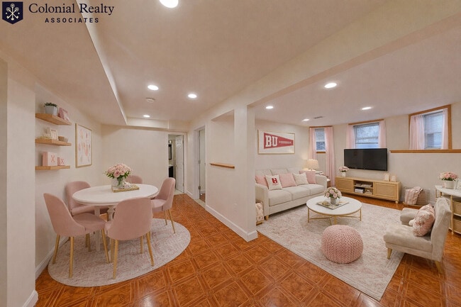 73 Thatcher St in Brookline, MA - Building Photo - Building Photo