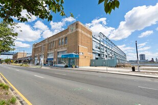 3 N Christopher Columbus Blvd in Philadelphia, PA - Building Photo