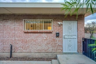 3173 E Terra Alta Blvd, Unit 1 in Tucson, AZ - Building Photo - Building Photo