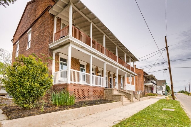 1642 Broad St, Unit 1642 Broad Street