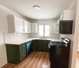 104 Seminole Way in Rochester, NY - Foto de edificio - Building Photo