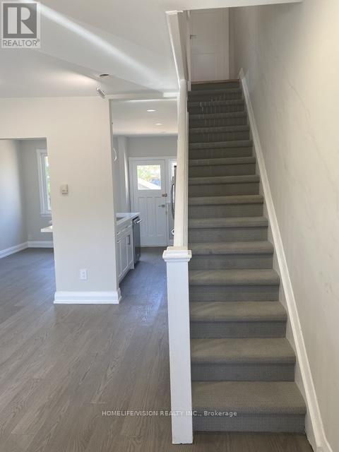 2448 Gerrard St E in Toronto, ON - Building Photo - Building Photo