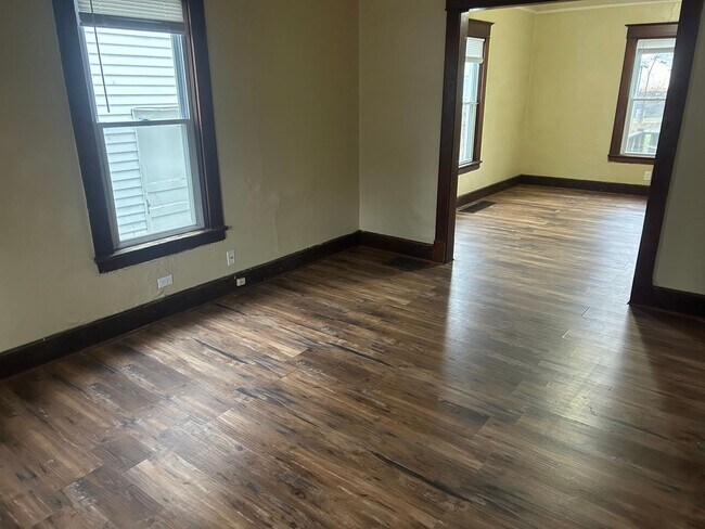 437 Hiett Ave in Toledo, OH - Building Photo - Building Photo