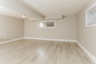 11482 Fiesta Ct in Cincinnati, OH - Building Photo - Building Photo