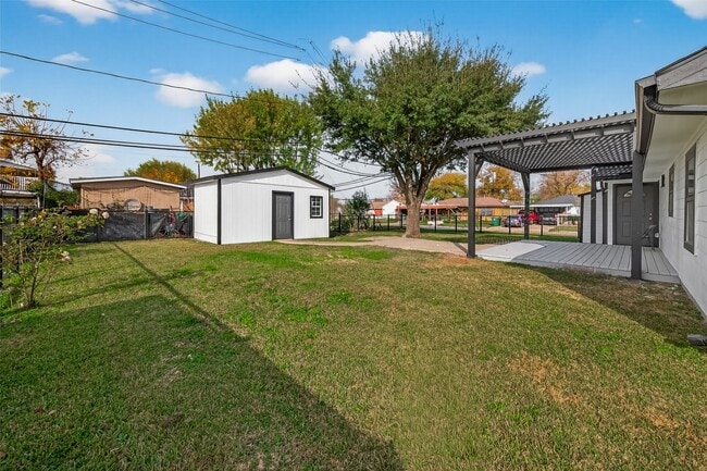 property at 3527 La Retama Dr