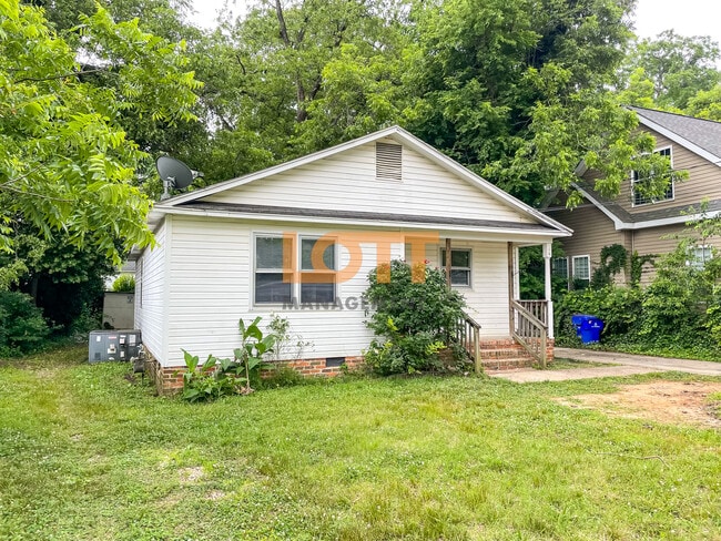 14 Briggs Ave in Greenville, SC - Building Photo - Building Photo