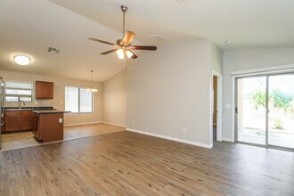 3982 E Hematite Ln in Queen Creek, AZ - Building Photo - Building Photo