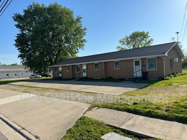 property at 707 N Center St