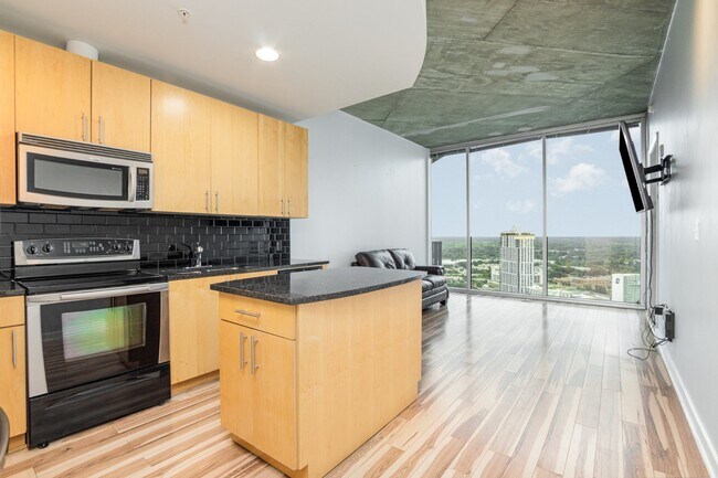 210 N Church St, Unit 3211 in Charlotte, NC - Building Photo - Building Photo