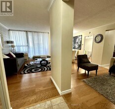 20 Mississauga Vly Blvd in Mississauga, ON - Building Photo - Building Photo