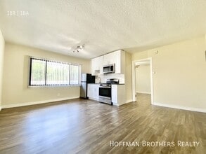 4619 Lomita St, Unit 5 in Los Angeles, CA - Building Photo - Building Photo