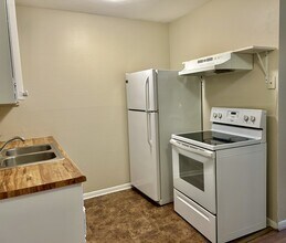 2134 Fairfax Ave in Nashville, TN - Building Photo - Building Photo