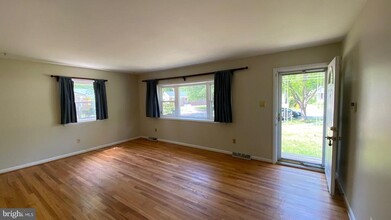 511 Lisa Ave in Odenton, MD - Building Photo - Building Photo