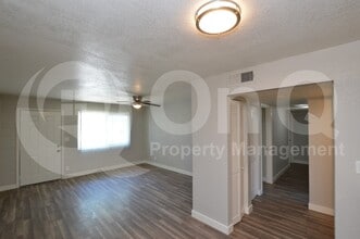 6044 N 21st Ave in Phoenix, AZ - Building Photo - Building Photo