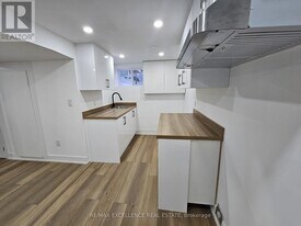 43 Brisco St in Brampton, ON - Building Photo