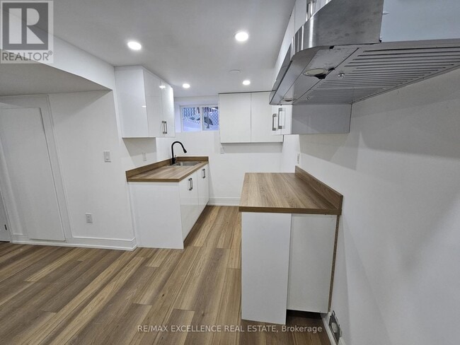 property at 43 Brisco St