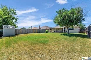 1715 Wood Creek Dr in Temple, TX - Building Photo