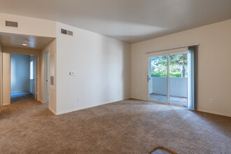 Sunset Summit in Rocklin, CA - Building Photo - Interior Photo