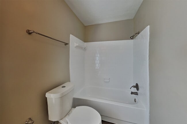property at 6915 Renfro Dr