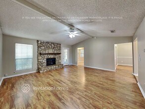 4123 Dawnridge Rd E in Jacksonville, FL - Foto de edificio - Building Photo