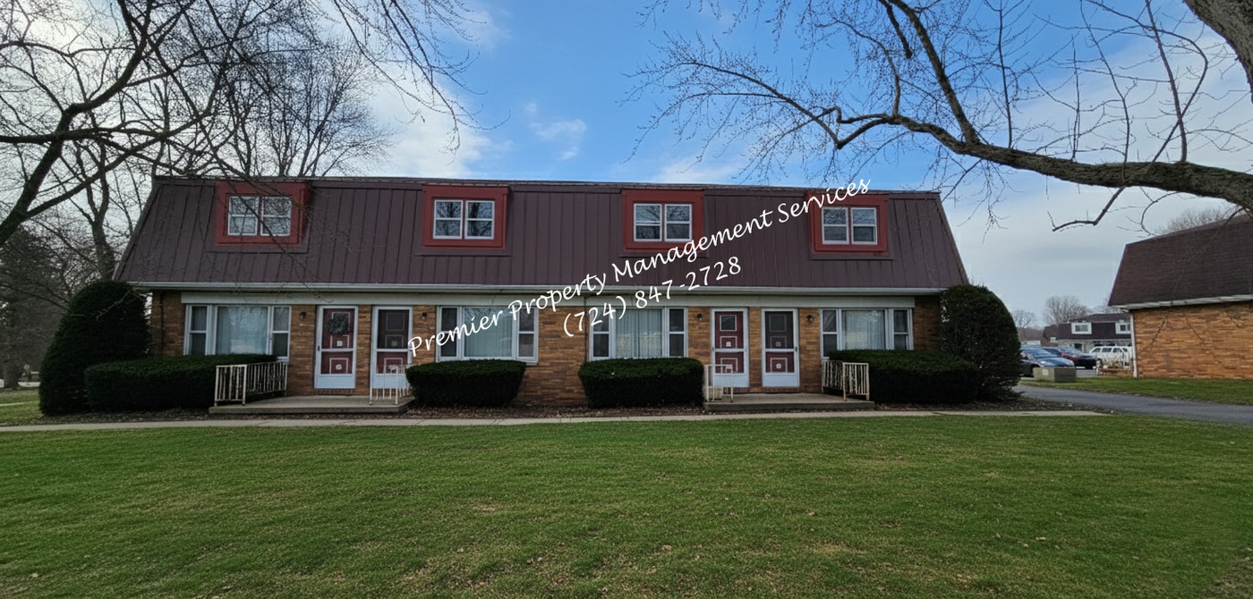 268 Mohawk School Rd in New Castle, PA - Building Photo