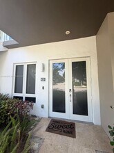 10220 NW 63rd Terrace in Doral, FL - Building Photo - Building Photo