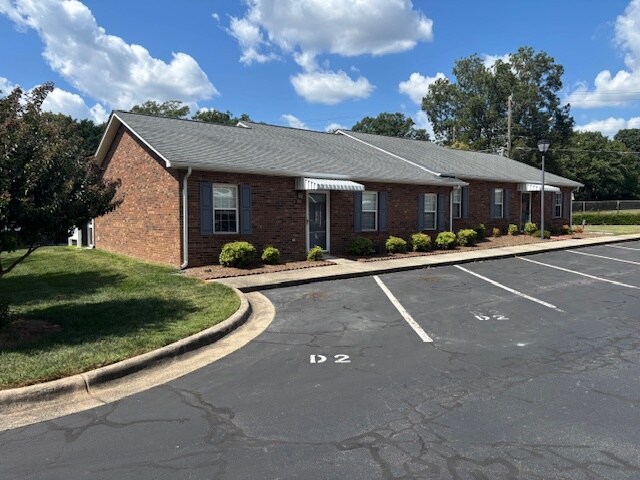 319 7th Street Pl SW in Conover, NC - Building Photo