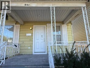 941 Cataraqui St in Windsor, ON - Building Photo - Building Photo