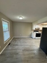 459 W Grand St in Springfield, MO - Building Photo - Building Photo