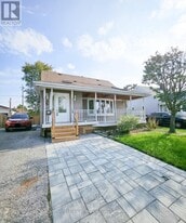 33 Woodhouse Crescent in Ajax, ON - Building Photo