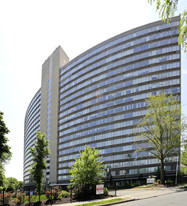 The Park View At 320 Apartments