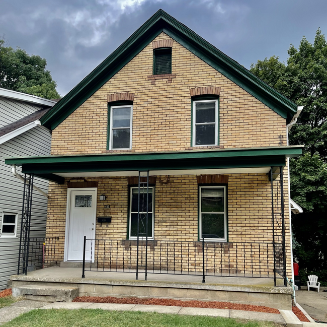 property at 40 Oakland St