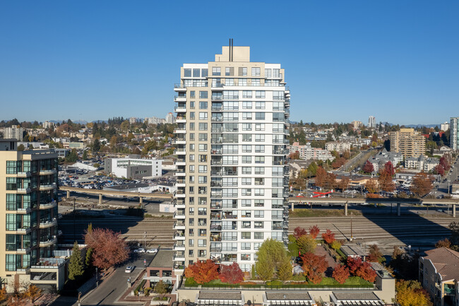 Q in New Westminster, BC - Building Photo - Building Photo