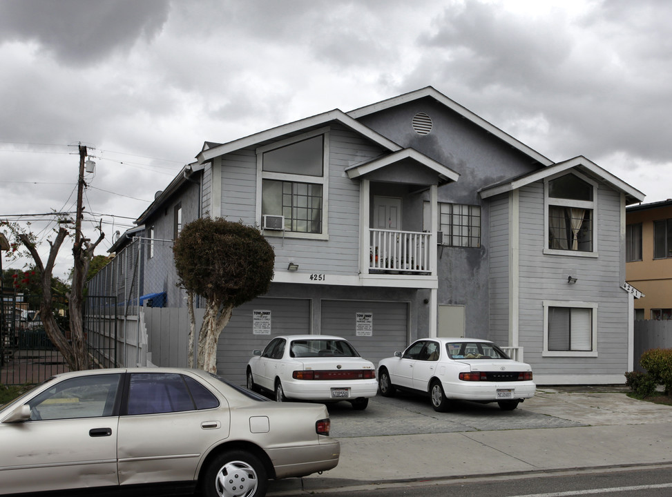 Euclid Apartments Ii in San Diego, CA - Building Photo