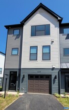 2245 Fowler Cir in Charlottesville, VA - Building Photo - Building Photo