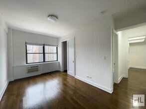EAST 57 STREET, Unit PHA in New York, NY - Building Photo - Building Photo